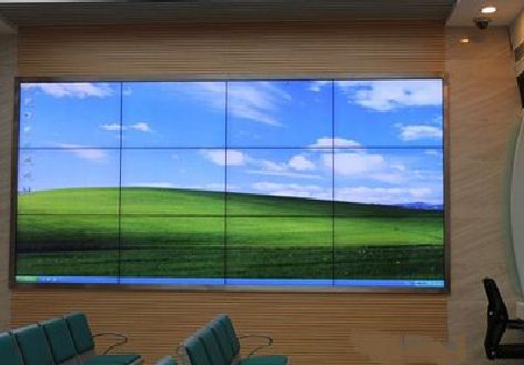 修文液晶拼接屏的另类用法。